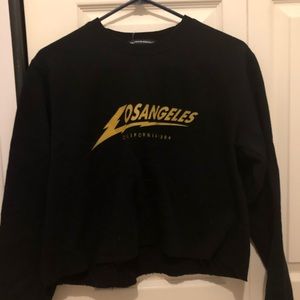 Cropped Brandy Melville “Los Angeles” pullover
